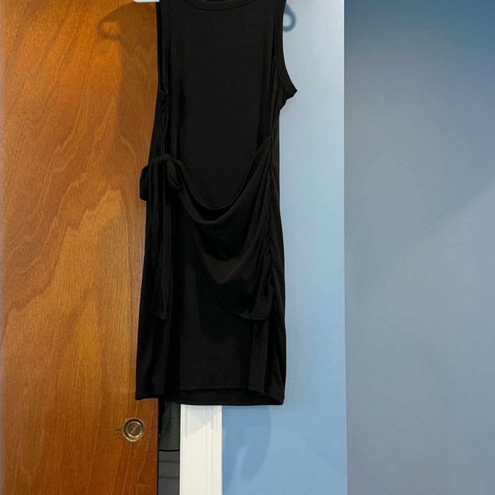 Kaileigh Black Sleeveless Sheath Dress